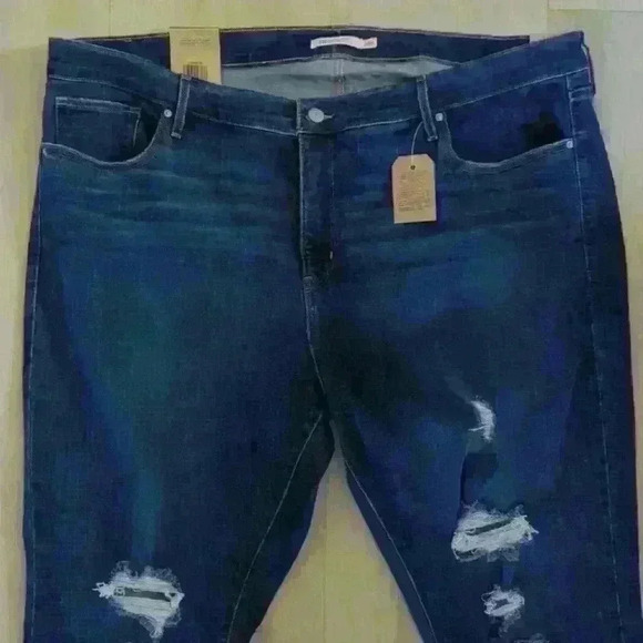 LEVI'S |  Women's 311 Hypersoft Mid-Rise Shaping Skinny Dark Wash Jeans - Picture 2 of 5